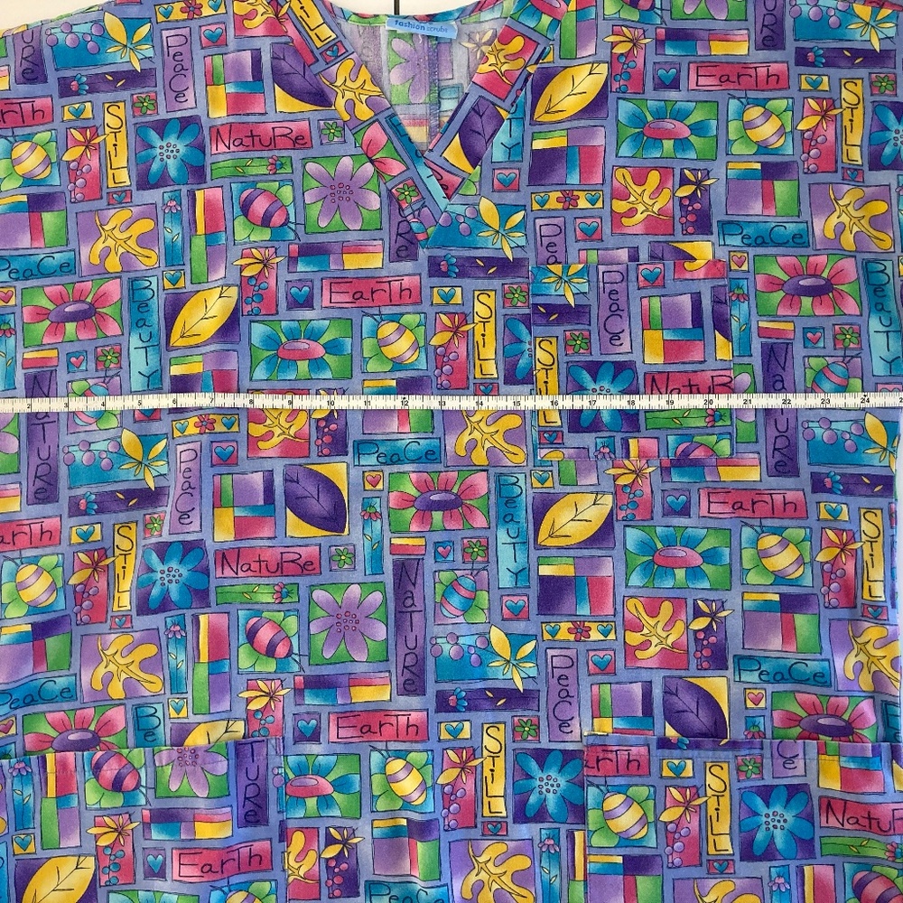 SCRUB TOP - Picture 3 of 3